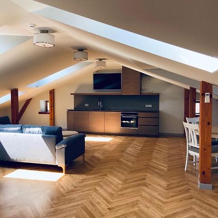 Roze Republikas Apartments Liepāja Екстериор снимка
