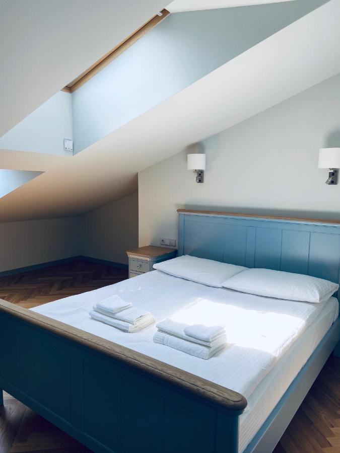 Roze Republikas Apartments Liepāja Екстериор снимка