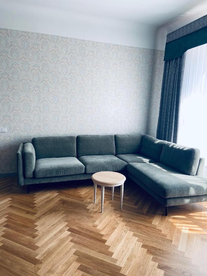 Roze Republikas Apartments Liepāja Екстериор снимка